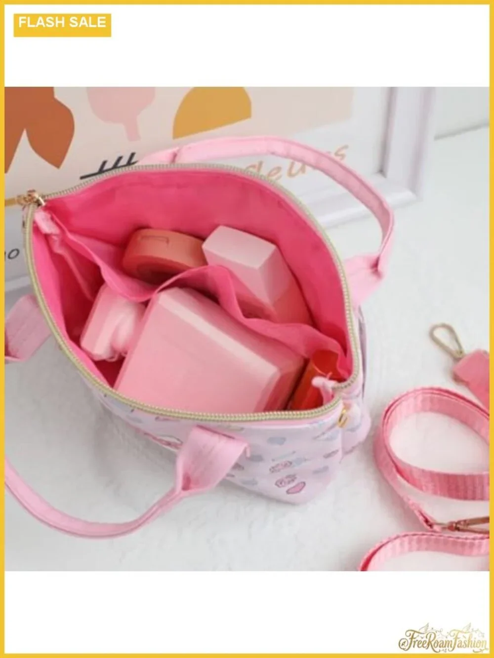 Cute Mini Crossbody Bag PU Leather Messenger Shoulder Bag with Keychain